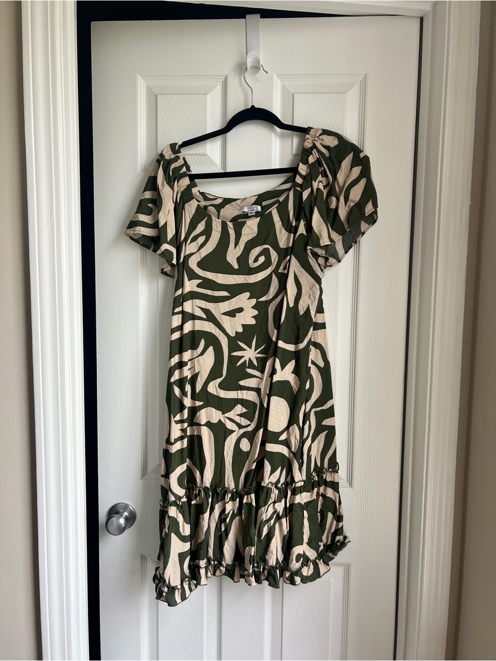 Robbie Bee Olive and Cream Abstract Mini Dress